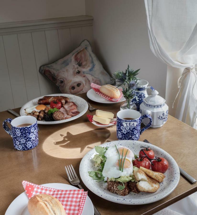 The Happy Pig Hotel Kenmare Ngoại thất bức ảnh