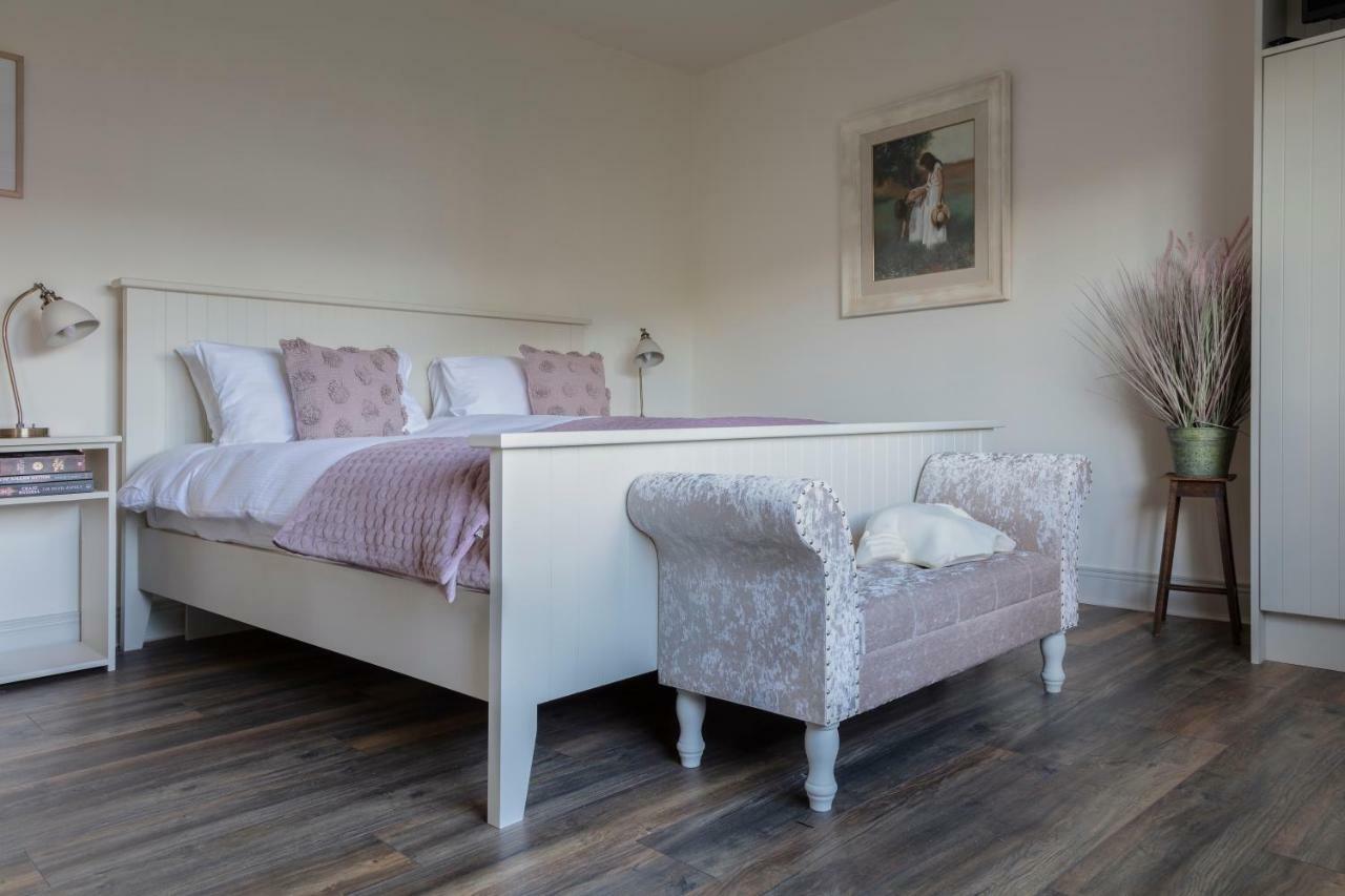 The Happy Pig Hotel Kenmare Ngoại thất bức ảnh